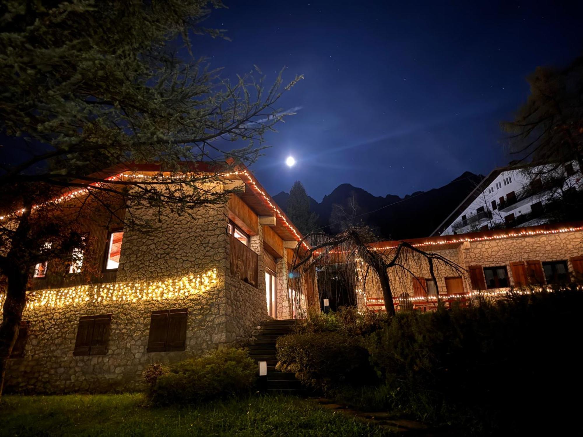 Villa Drago Chalet Oltre il Colle ภายนอก รูปภาพ